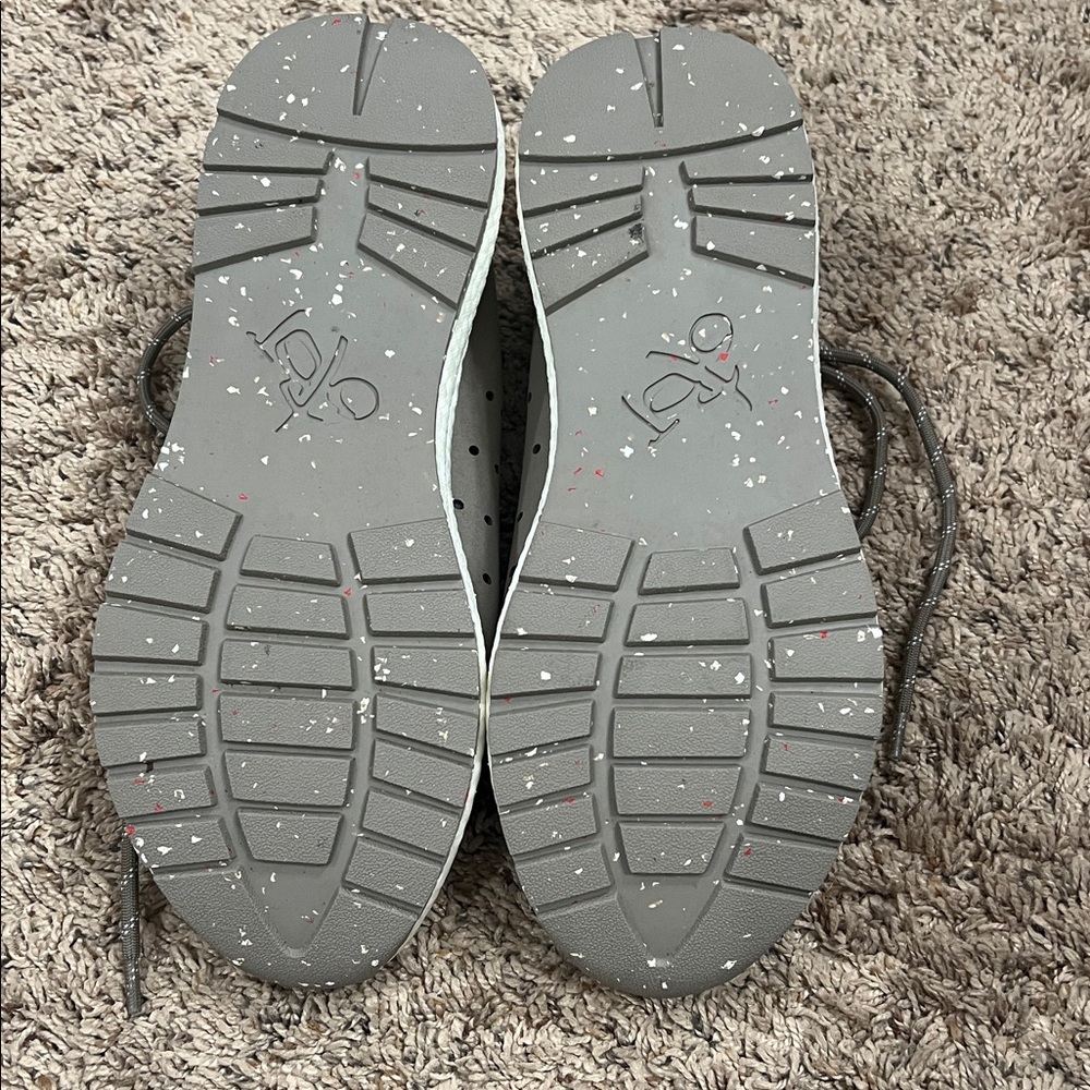 OTBT women’s tennis shoe - Picture 4 of 6